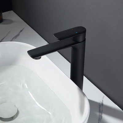อ่างล้างหน้าทองเหลืองแข็งอุปกรณ์เสริมเรือเดี่ยว Handle Tap Tall